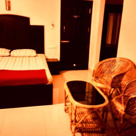 Hotel Royal Nest Vandiperiyār المظهر الخارجي الصورة